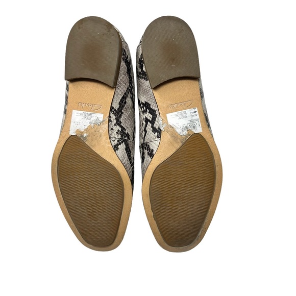 CLARKS Loafers - Picture 4 of 5